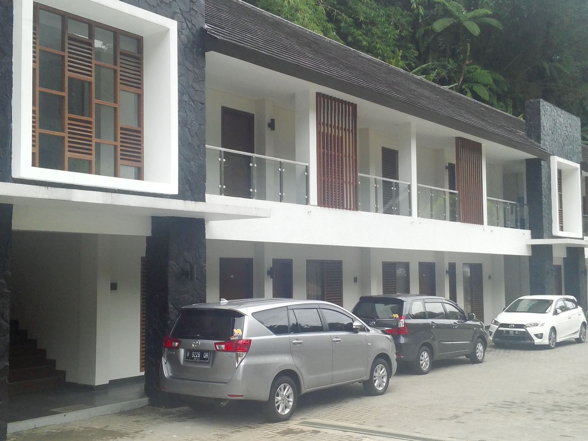 Zuri Resort Cipanas Puncak Exteriör bild